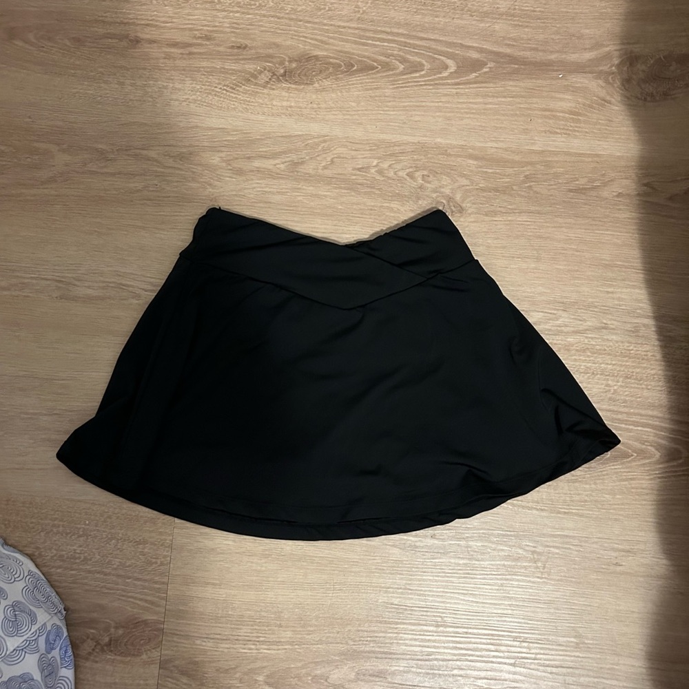 Black Cross-Waist Tennis Skort